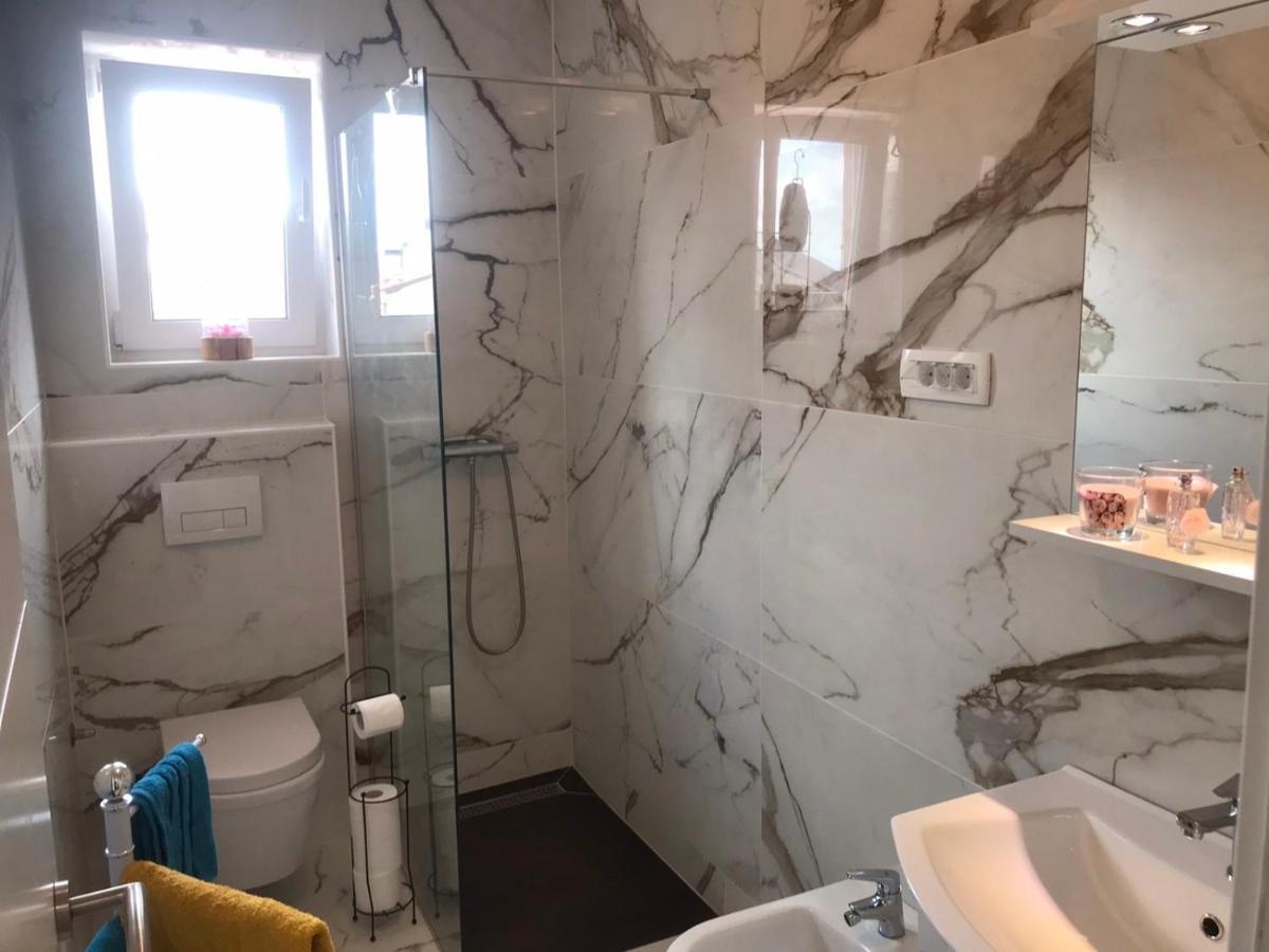 Apartment Plaza - Beach Koper városi község Kültér fotó
