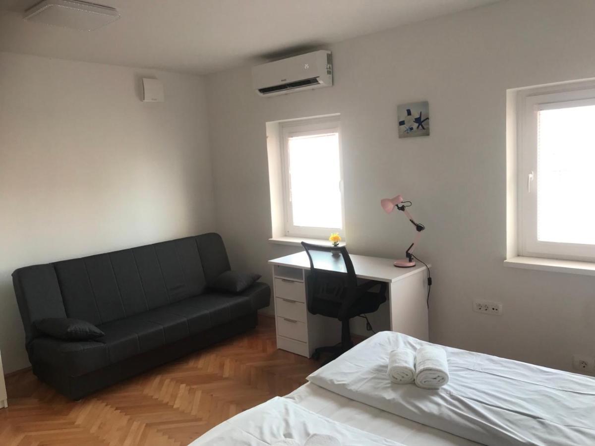 Apartment Plaza - Beach Koper városi község Kültér fotó